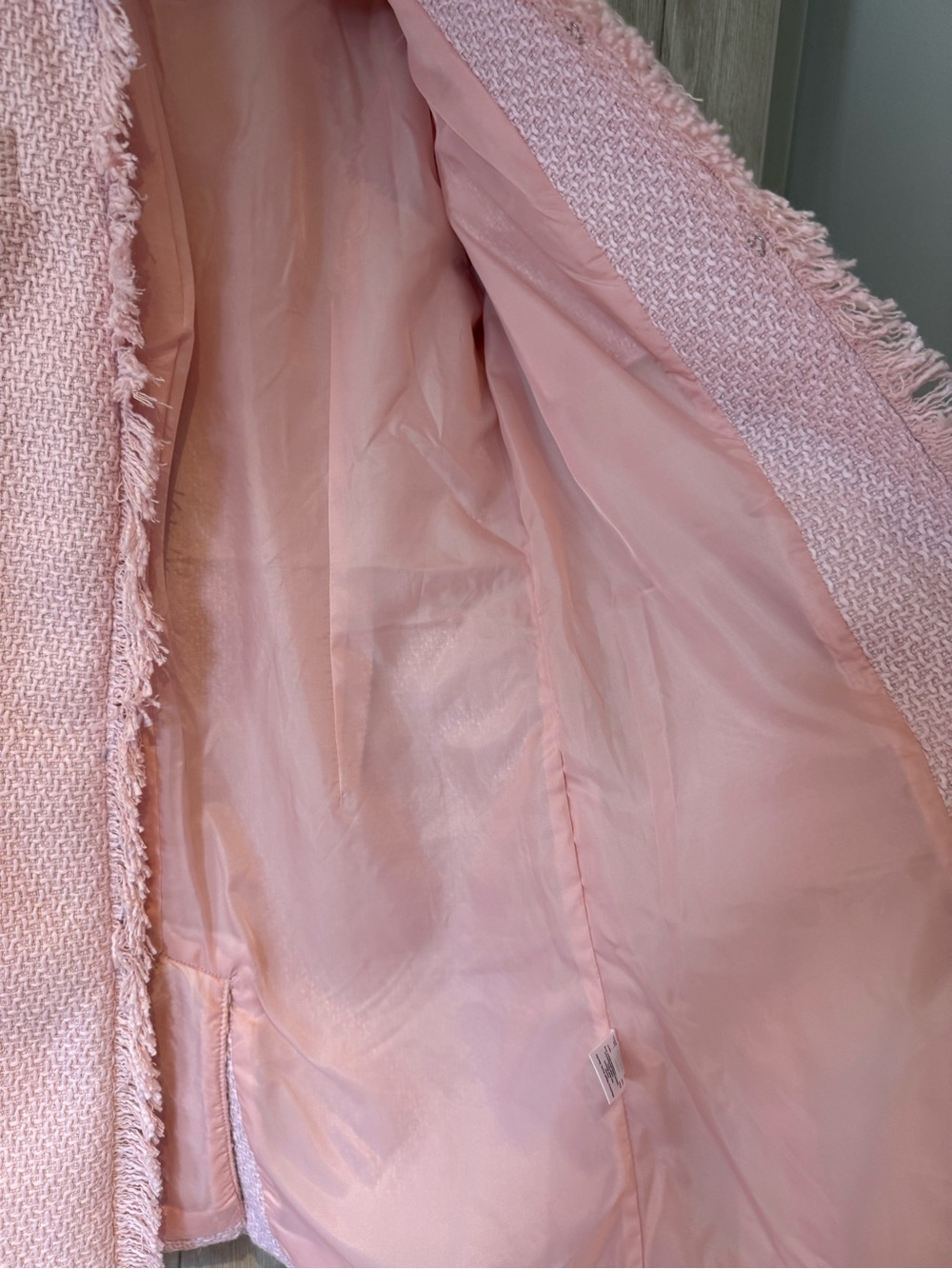 VENUS Blush Pink Tweed Fringe-Trim Long Blazer Perfect for Fall - Picture 6 of 11